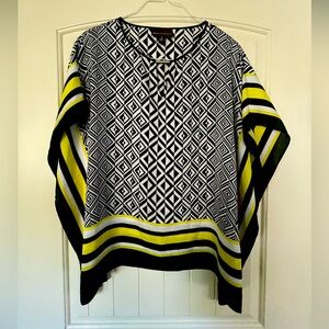 Dana Buchman Black & Yellow geo stripe graphic top Women's Size Medium. GUC.